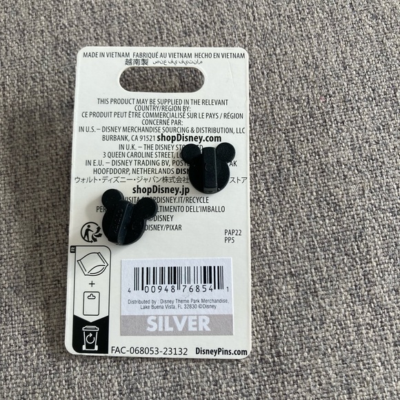 Pixar Toy Story Slinky Dog Pin w/ luxo ball - BNWT - Picture 2 of 2